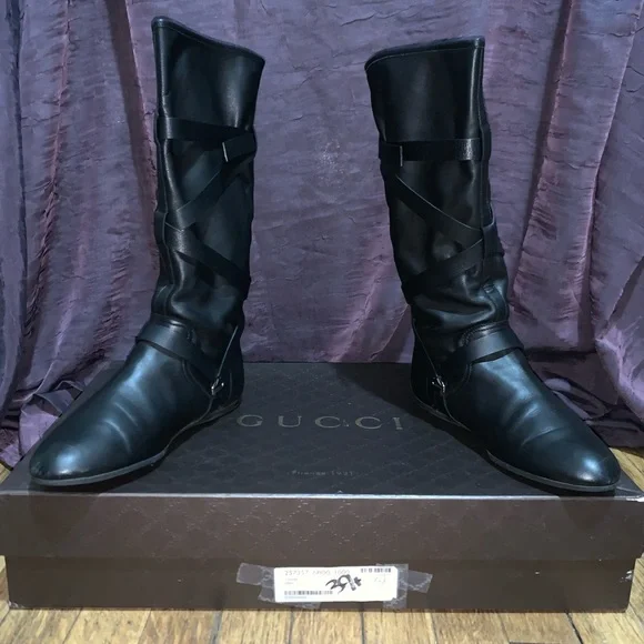 Gucci “Mayfair,” Boots, Nero (Peter Pan Style) Boots, Sz 39 1/2, EEUC - Picture 3 of 11